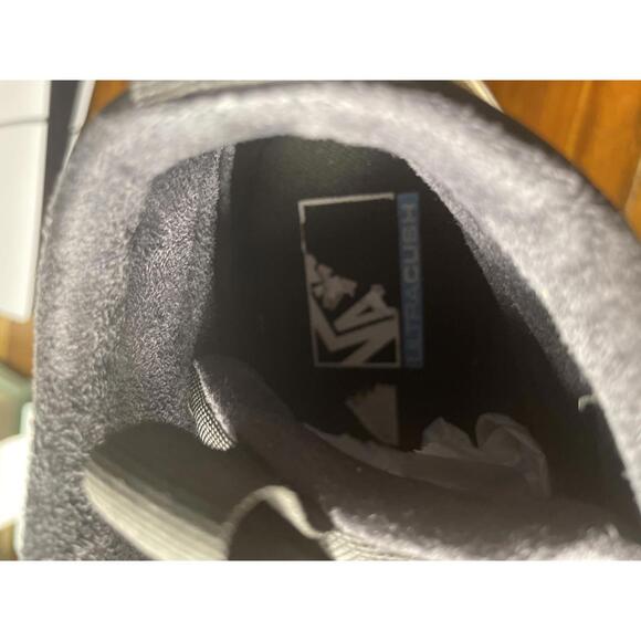 Vans UltraRange Sneakers Women's 7.5 Men's 6 Green Black Suede Indie Skater EUC - Picture 6 of 8